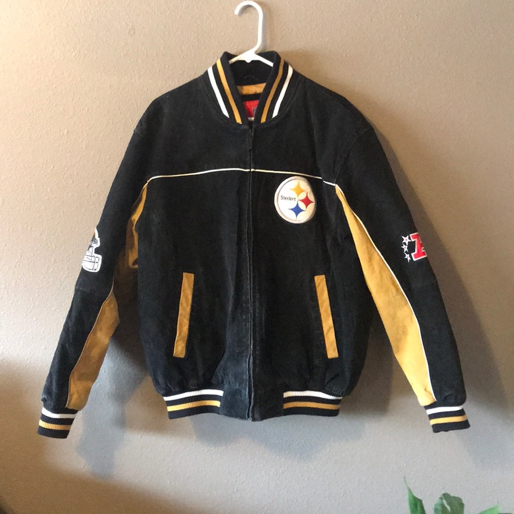 HOT ITEM. NFL Steelers heavy coat